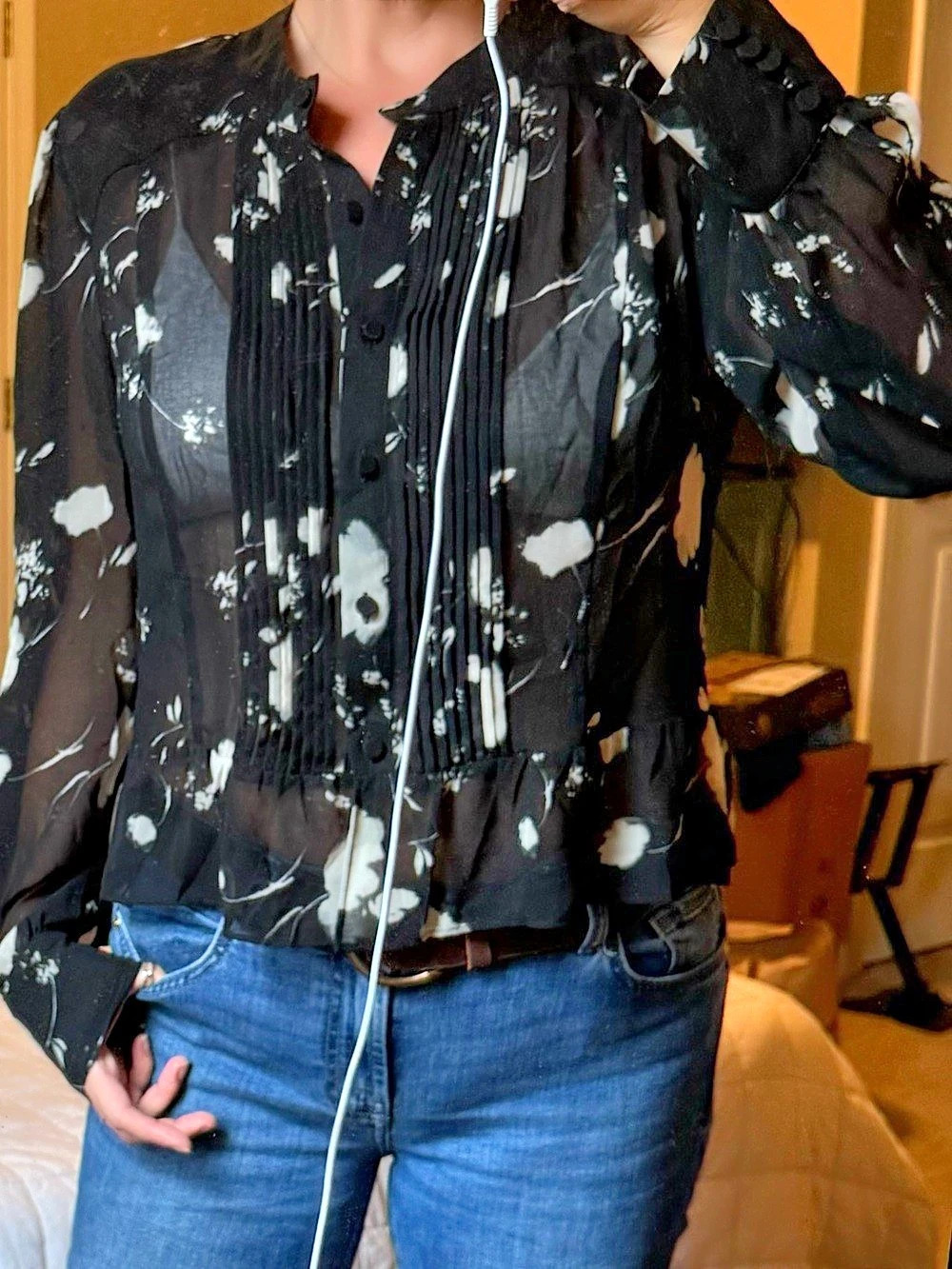 Cabi Floral Pintuck Blouse in Black & White Size Medium